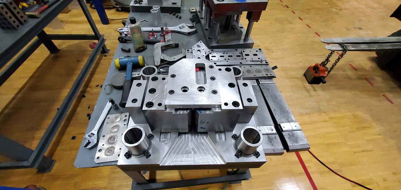 Long Star Die Machine